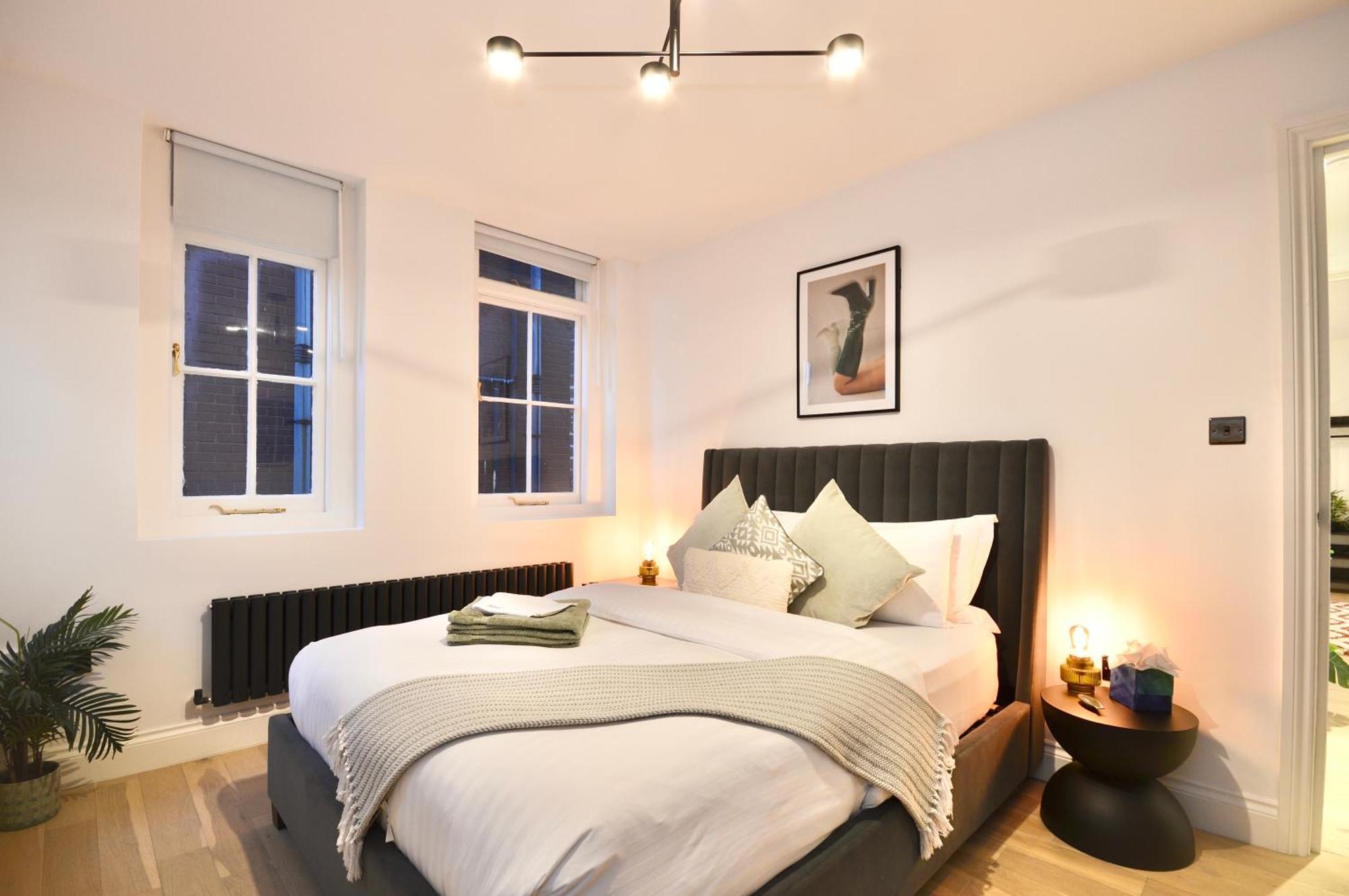 Newly Refurbished W/ River Views Londra Exterior foto